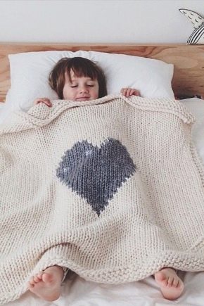 Плетено одеяло за бебе